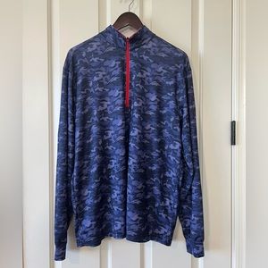 Men’s Straight Down Bunker Quarter zip Size: Large